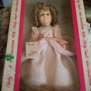 Antique Shirley Temple doll 1983